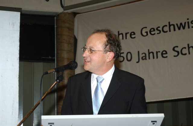 25jahregsg075