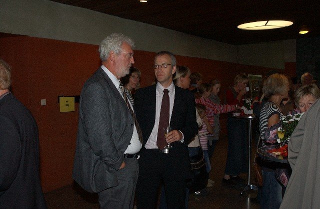 25jahregsg112