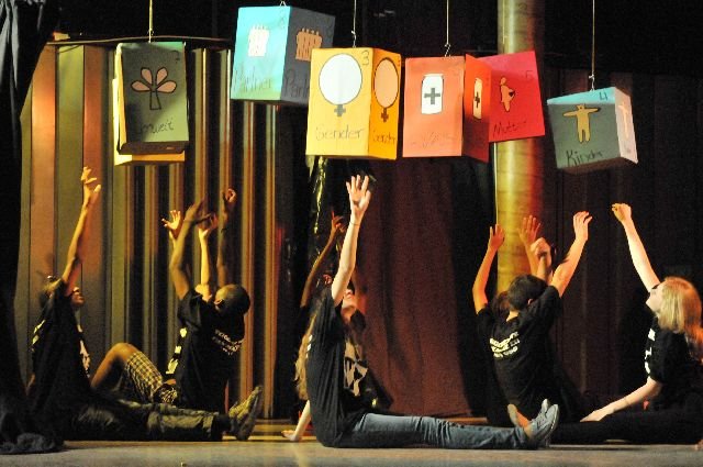 30.05.2011-theaterrevue-82